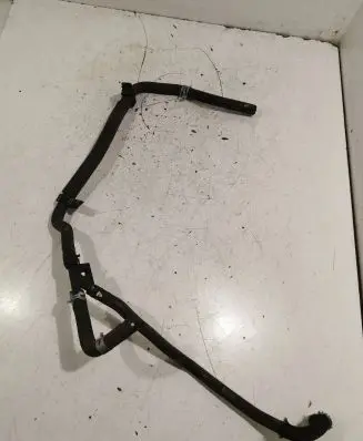 Toyota Avensis T270 Engine coolant pipe/hose 922592