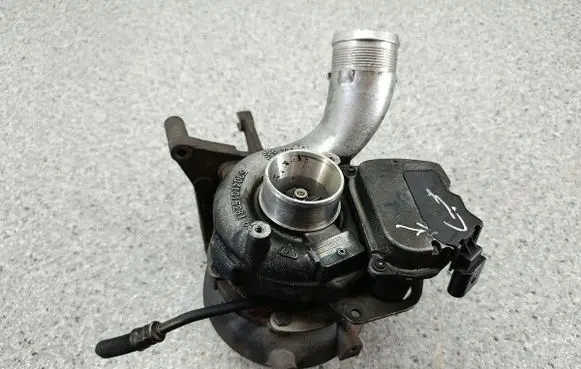 Audi A6 S6 C6 4F Turbo