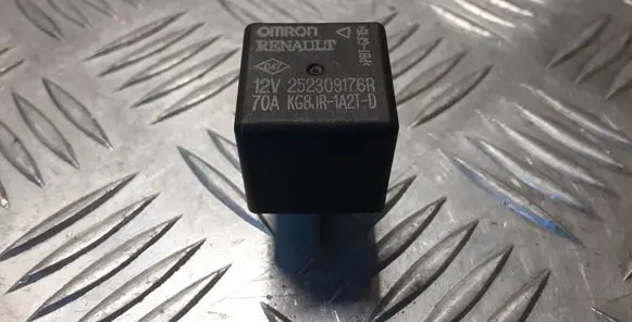 Renault Latitude (L70) Other relay 252309176R