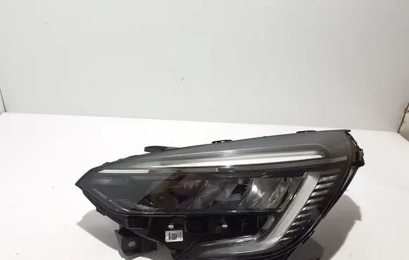 Renault Clio V Headlight/headlamp 260607647R