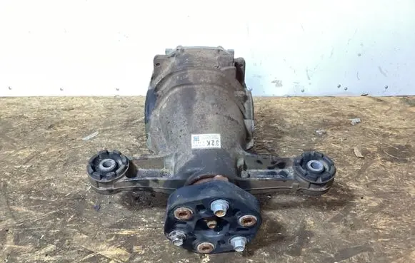 Lexus LS 460 - 600H Rear differential