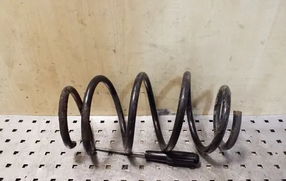 Nissan Qashqai Front coil spring