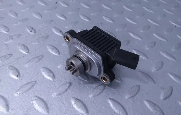 Audi Q7 4M Camshaft vanos timing valve 059906048G