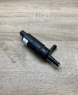 Volkswagen Golf VI Windscreen/windshield washer pump 3B0955681A