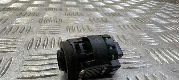 Mercedes-Benz E W212 Interior temperature sensor 9341706101