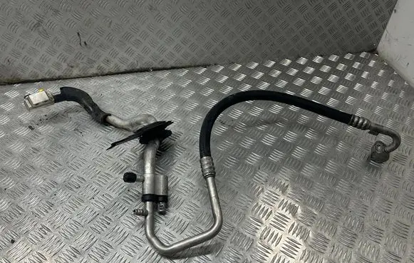 Air conditioning (A/C) pipe/hose