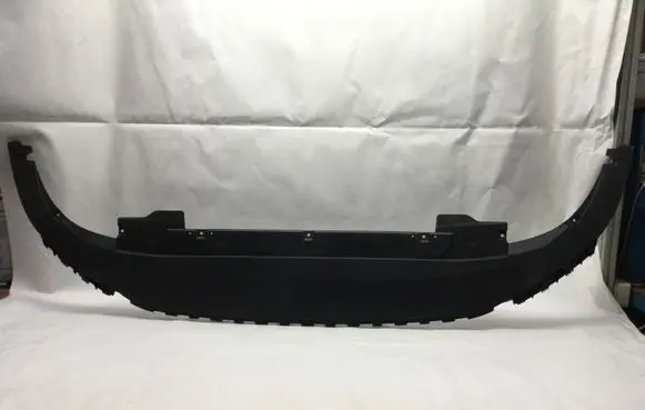 Volkswagen Golf VIII Front bumper skid plate/under tray 5H0805915N