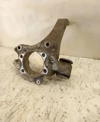 Audi A8 S8 D3 4E Rear wheel hub spindle/knuckle 