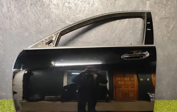 Mercedes-Benz S AMG W221 Front door C040
