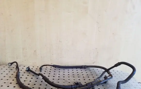 Power steering hose/pipe/line