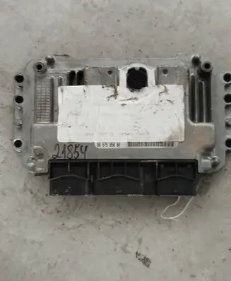 Citroen C4 I Engine control unit/module 9657595880