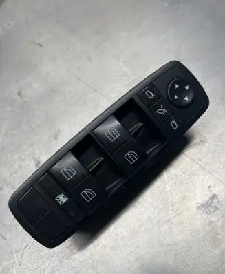 Mercedes-Benz ML W164 Electric window control switch A2518300290 03728360