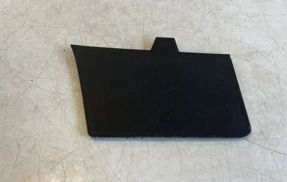 Porsche Taycan 9J1 Central console drawer/shelf pad 9J1863136