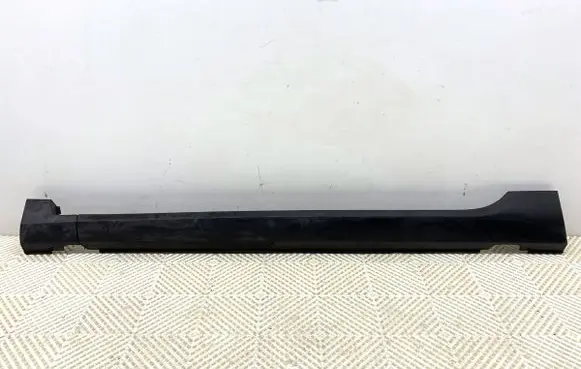 Peugeot 2008 I Front sill (body part) 96781716XT