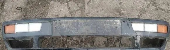 Volkswagen Golf III Front bumper pilkas