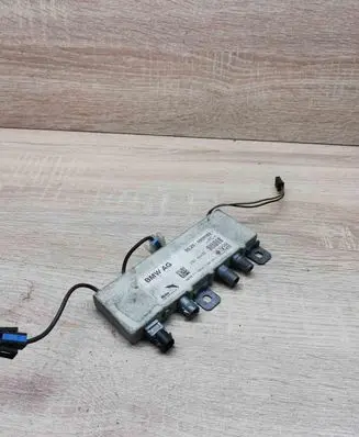 BMW 5 E39 Aerial antenna amplifier 6906082
