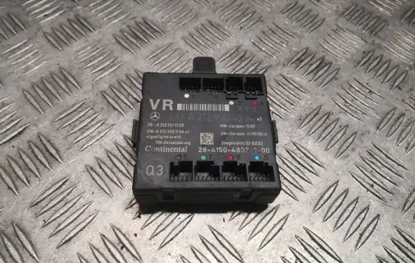 Mercedes-Benz SLK R172 Door control unit/module 2129004314 A2129004314