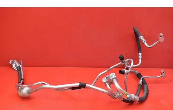Opel Corsa E Air conditioning (A/C) pipe/hose 39025931
