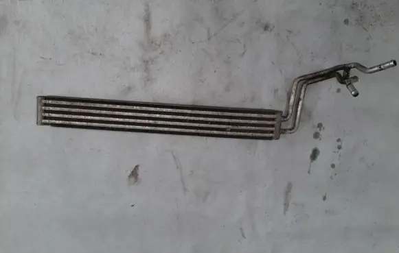 Audi Q7 4L Power steering radiator 7L8422885A