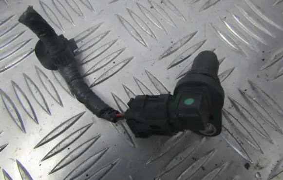 Toyota Avensis T270 Crankshaft position sensor