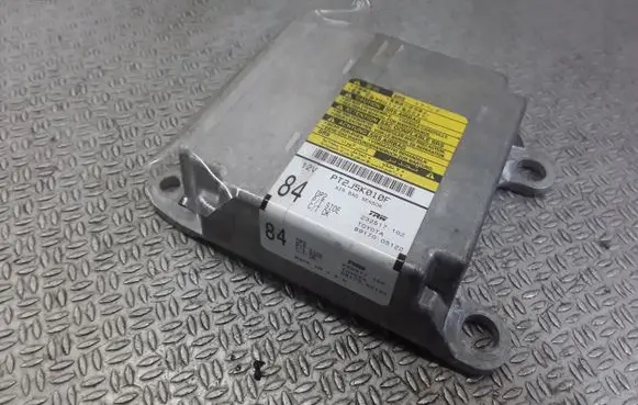 Toyota Avensis T250 Airbag control unit/module 232517102