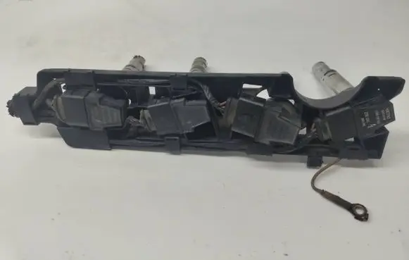 Volkswagen Golf V other engine part 036971047B