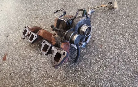 Nissan Primera Turbo 144112J620