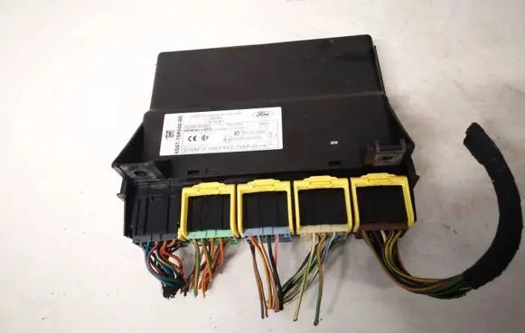Ford Fiesta Comfort/convenience module 6s6t15k600be 6s6t-15k600-be