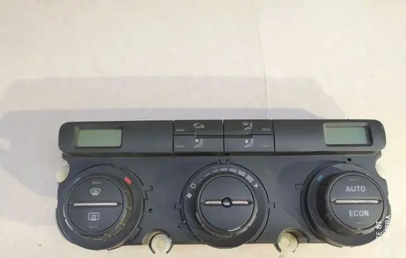 Skoda Octavia Mk2 (1Z) Climate control unit