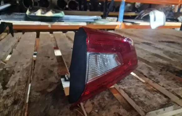 Nissan Qashqai Tailgate rear/tail lights
