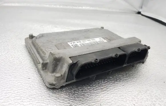 Skoda Fabia Mk2 (5J) Engine control unit/module ECU 03D906023 5WP4080604
