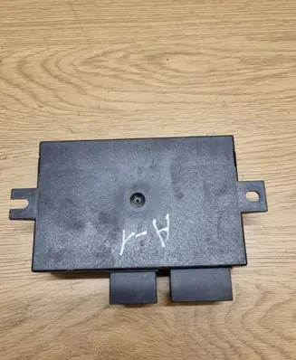 Volkswagen PASSAT B6 Tow bar trailer control unit/module 8P0907383 506077