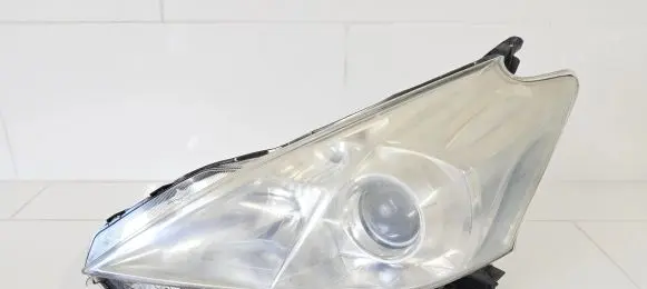 Toyota Prius (XW30) Headlight/headlamp KOITO4759
