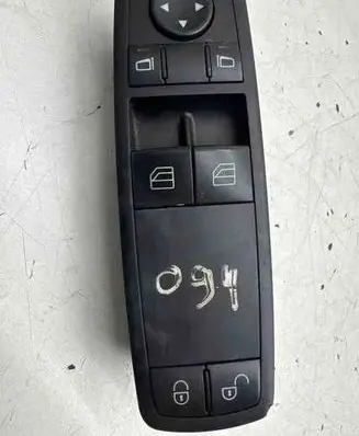 Mercedes-Benz B W245 Electric window control switch A1698206410