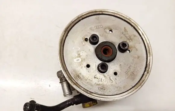 Audi A4 S4 B5 8D Power steering pump 059145255