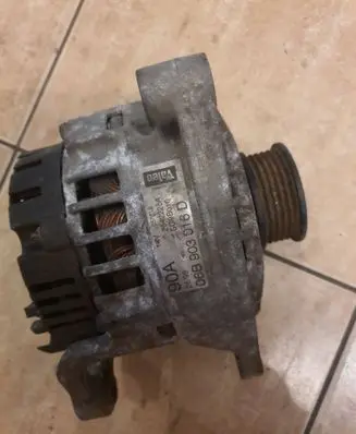 Volkswagen PASSAT B5 Generator/alternator 06B903016D 2542225A SG9B010