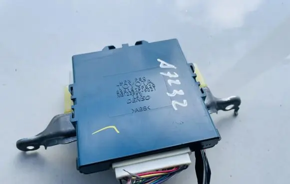 Toyota Corolla Verso AR10 Other control units/modules 896180f020 89618-0f020