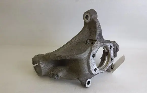 Nissan Qashqai J12 Front wheel hub 6UA0H