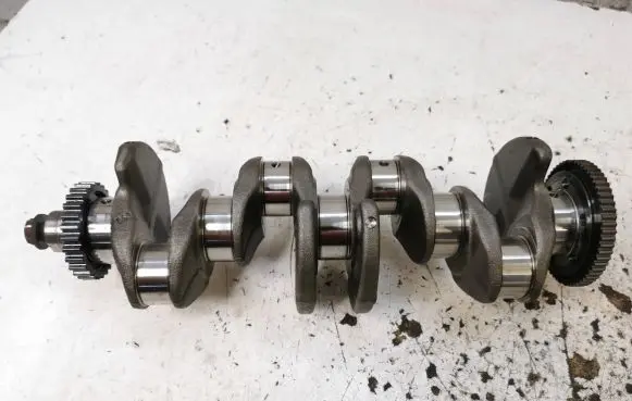 Volkswagen Golf VII Crankshaft 