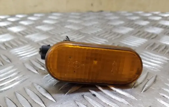 Ford Galaxy Front fender indicator light 858049 3A0949117A