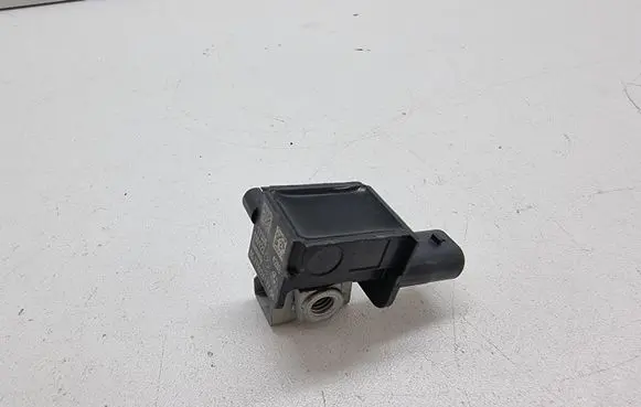 BMW 5 F10 F11 Airbag deployment crash/impact sensor 9224177 65779224177