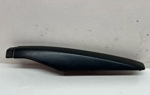 Mitsubishi Pajero Roof bar rail MR533070