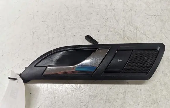 Skoda Superb B5 (3U) Rear door interior handle 3U5839247 12196730