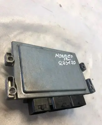 Ford Mondeo MK V Engine control unit/module Ds7112b684vc