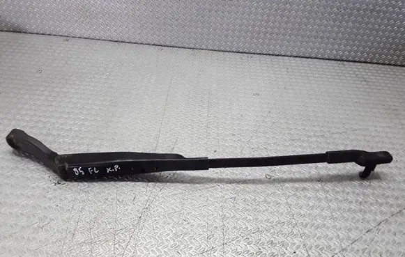 Volkswagen PASSAT B5.5 Front wiper blade arm 3B1955409C