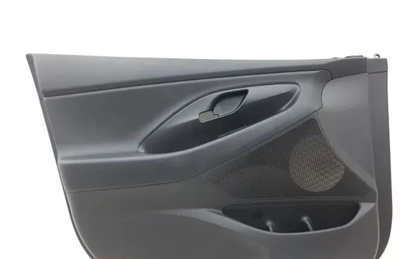 Hyundai i30 Front door card panel trim