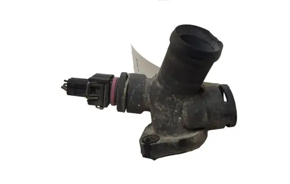 Volkswagen II LT Engine coolant pipe/hose 074121132