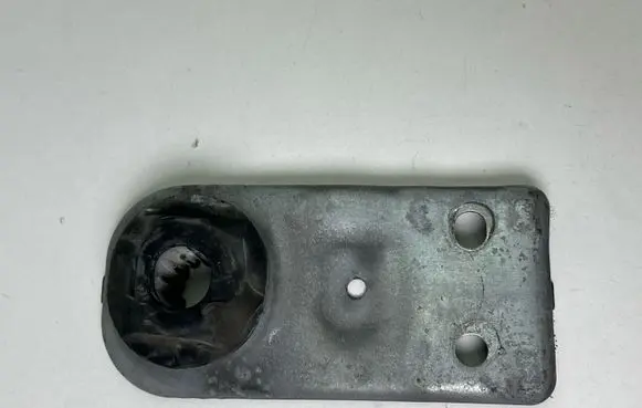 Ford Mustang V Radiator mount bracket AR338B359AB