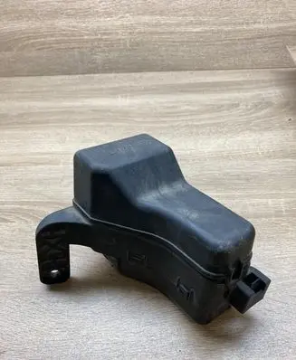 Toyota Avensis T250 Fuse module