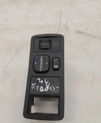 Toyota Corolla Verso E121 Wing mirror switch 55539